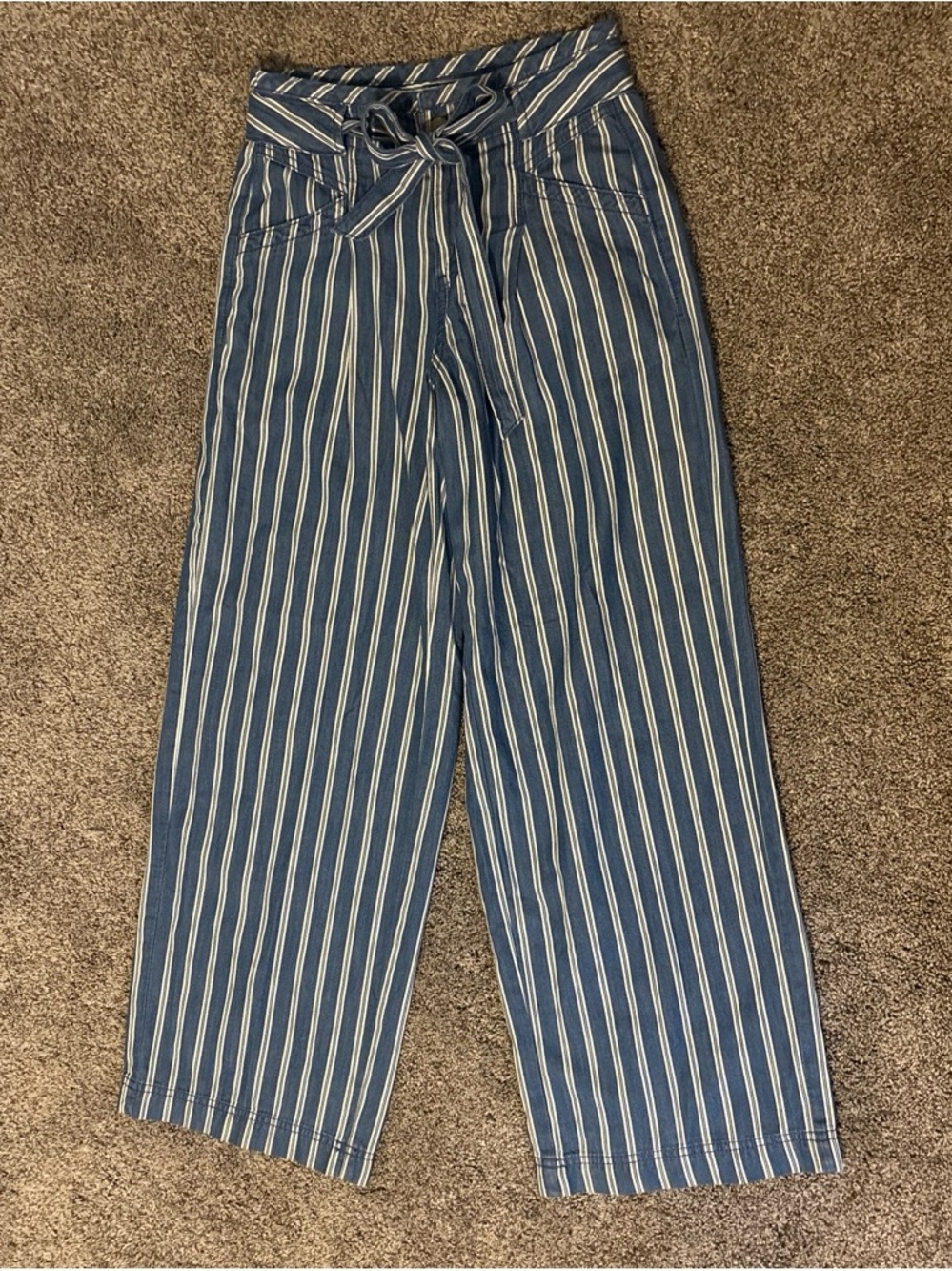 American Eagle Striped Wide-Leg Tie-Waist Pants - Blue & White